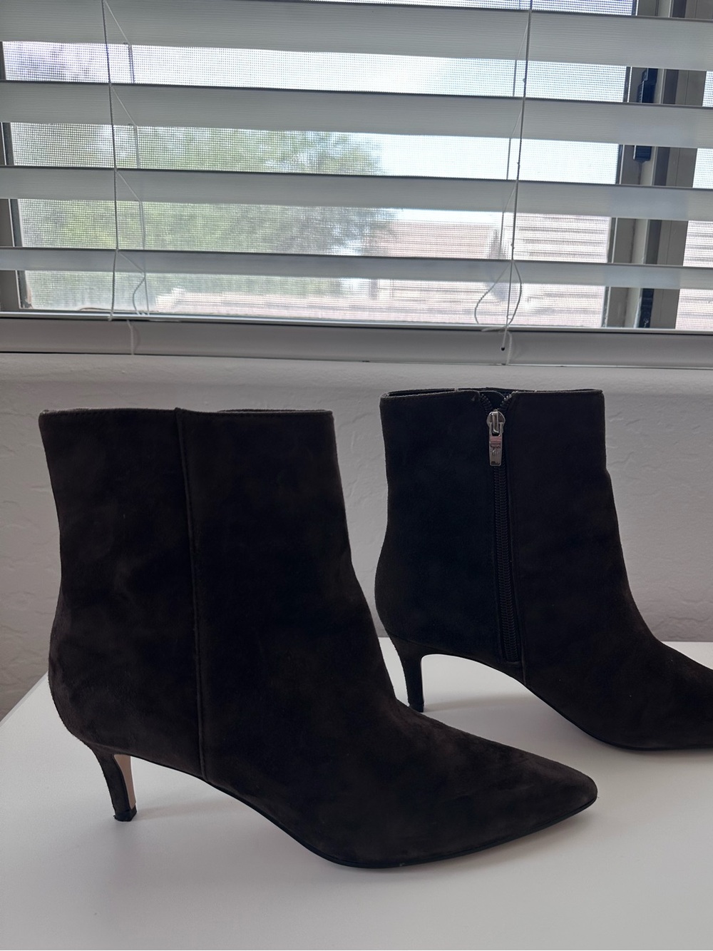 Mark Fisher Suede Pointed-Toe Ankle Booties in Dark Brown Size 9.5 - Picture 2 of 8